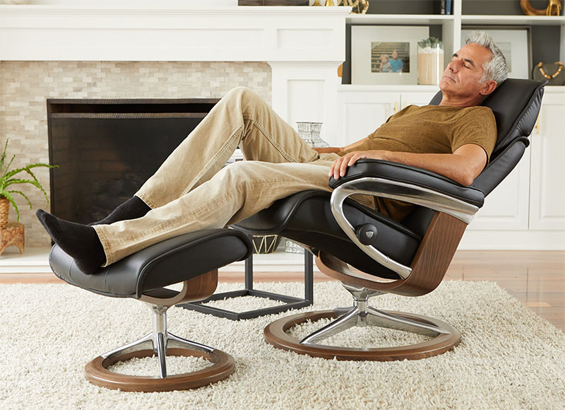 Stressless Admiral Signature Base Recliner Chair and Ottoman in Paloma Light Grey Leather