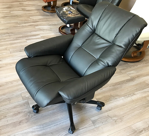 Stressless Mayfair Office Desk Chair Recliner in Paloma Black Leather by Ekornes