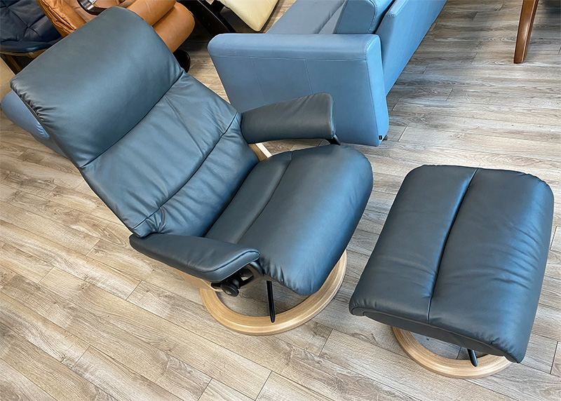 Stressless View Signature Matte Black Base Paloma Shadow Blue Leather with Oak Wood Stain Base Recliner Chair by Ekornes