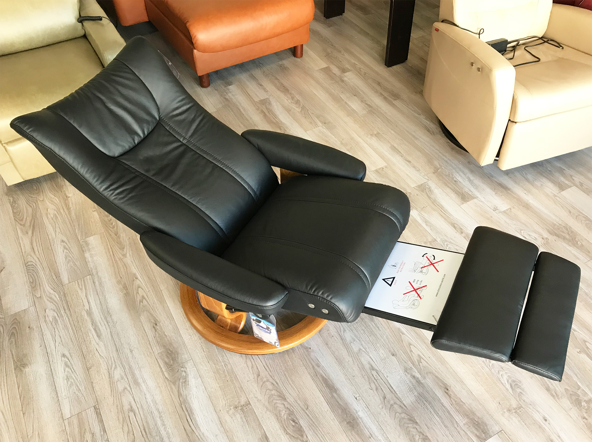 Stressless Eagle/Wing Recliner- Matching Ottoman Only