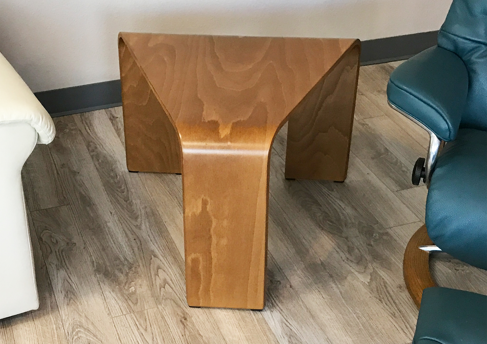 Stressless Corner Wood Stain Side Table By Ekornes