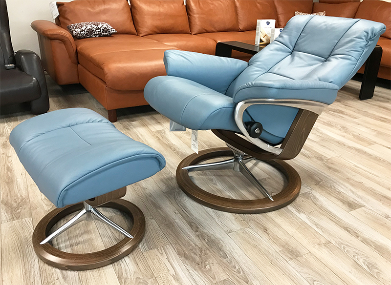 Stressless Mayfair Signature Base Paloma Sparrow Blue Leather Recliner Chair and Ottoman by Ekornes